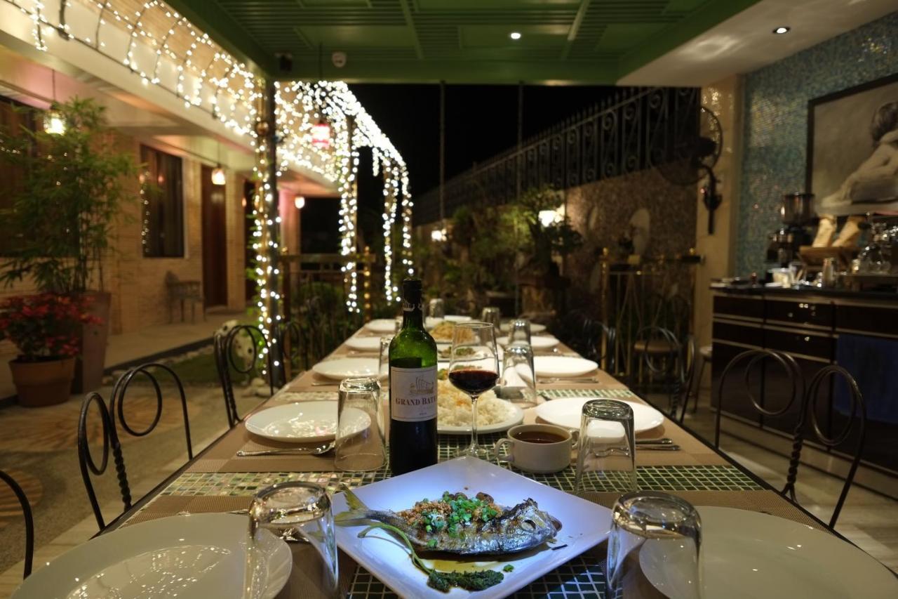 Hotel Gwandalan House